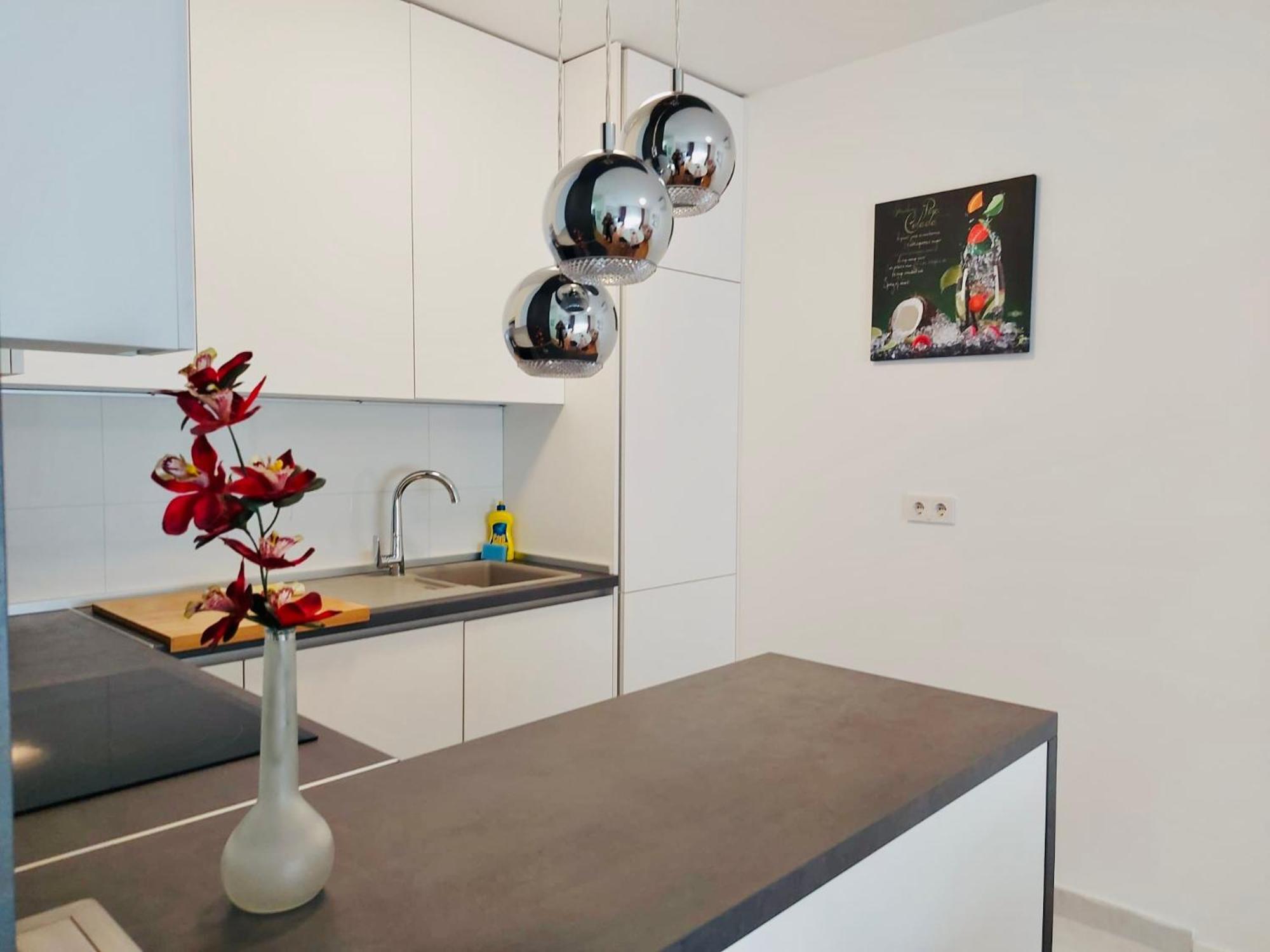 West Residence Luxury Apartment- Parking In Garage Zagreb Eksteriør billede