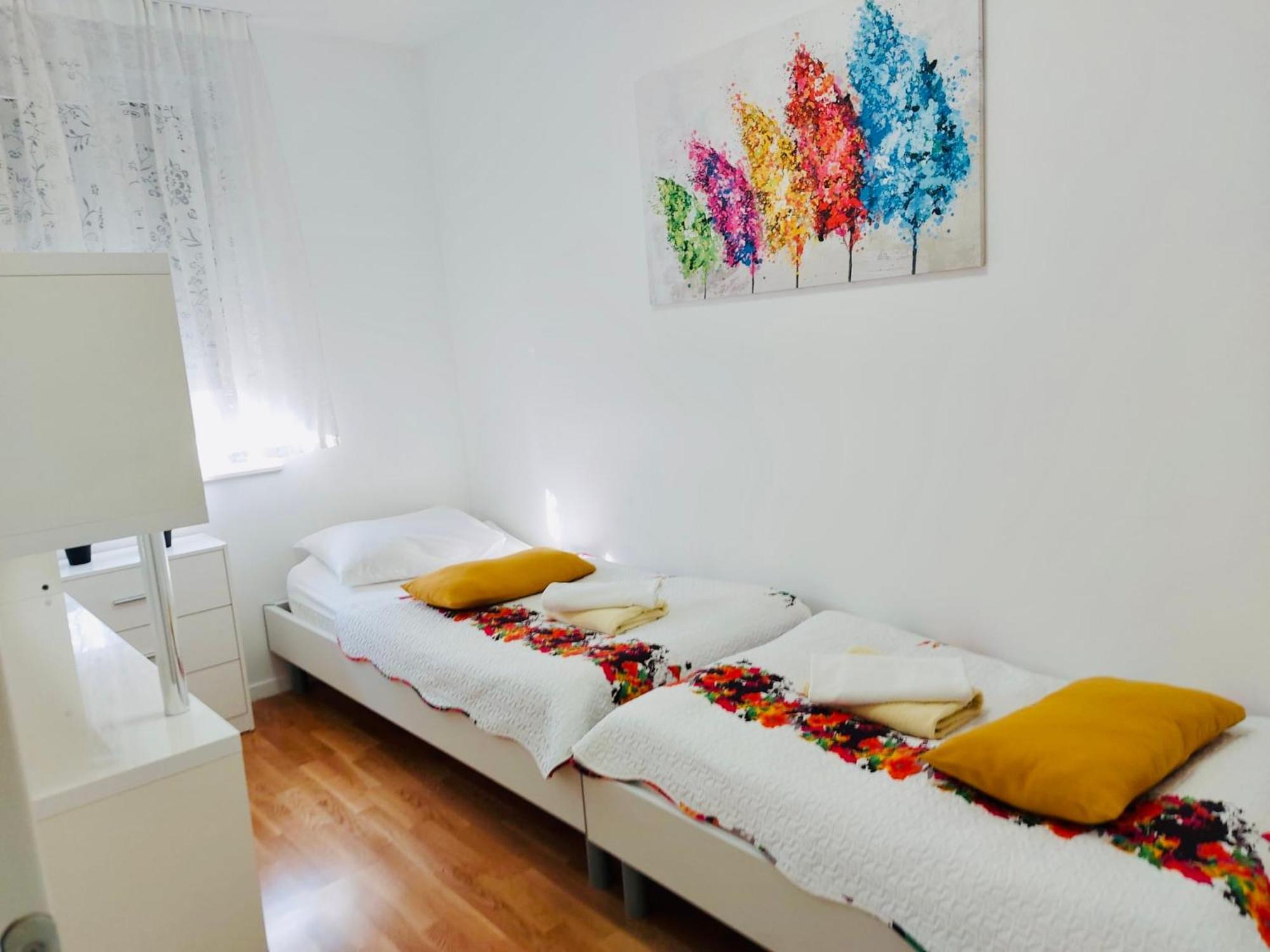West Residence Luxury Apartment- Parking In Garage Zagreb Eksteriør billede